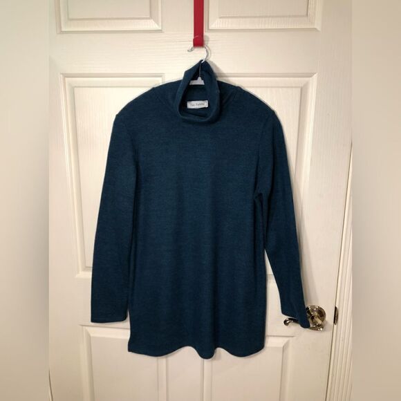 Ces Femne sweater  - Picture 1 of 4